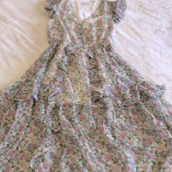 NWT Senlis Floral Fruit Elaine Ruffle V-Neck, M - Picture 6 of 16